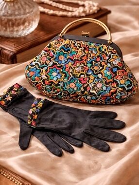 Vintage GARAY 80s Embroidered Evening Bag Matching Gloves Black Floral Beaded